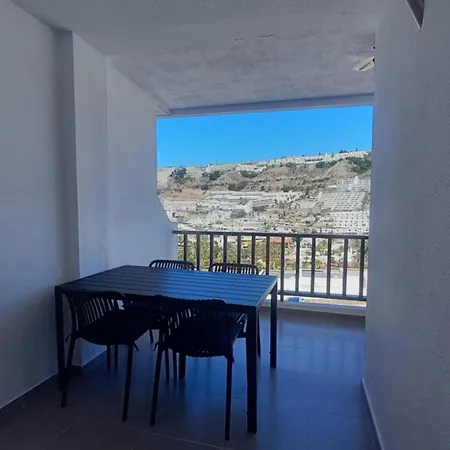 Apartment I 203